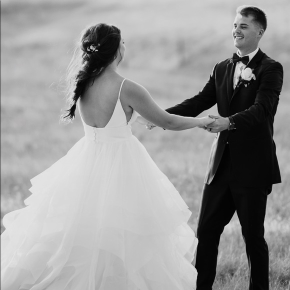 Meet your Posher, Makayla - Picture 1 of 1